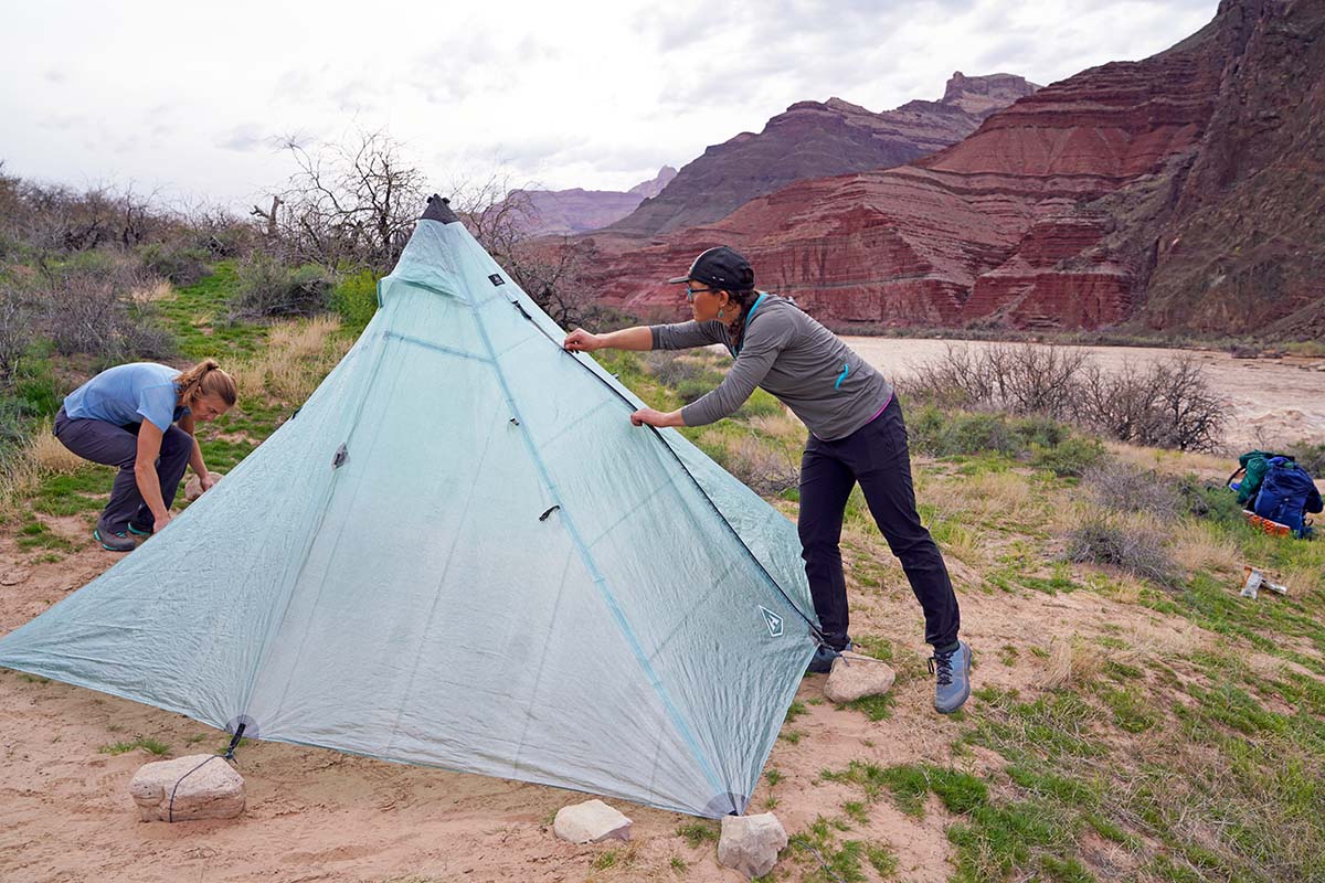 Setting up the Hyperlite UltaMid floorless pyramid shelter